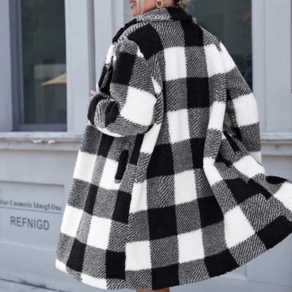 Luxe black white cozy gingham plaid teddy jacket coat - Picture 3 of 6